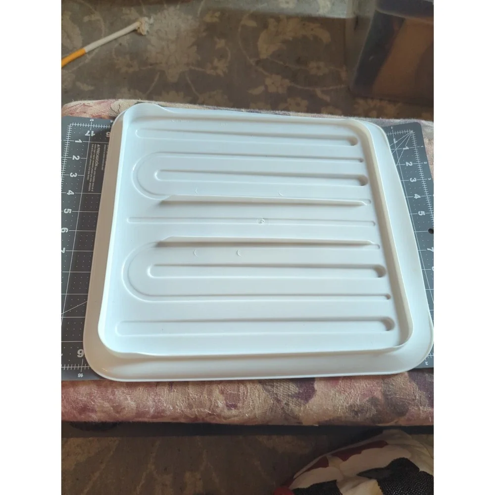 Vintage White Rubber Wire Dish Rack Rubbermaid Drainer Plastic Retro